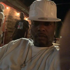 Meet your Posher, Lorenzo